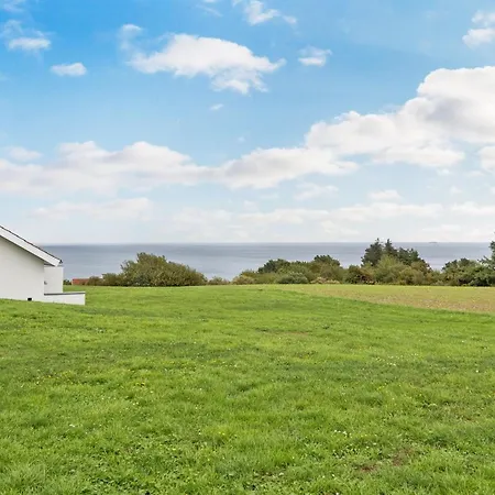 Atte - 300m From The Sea By Interhome